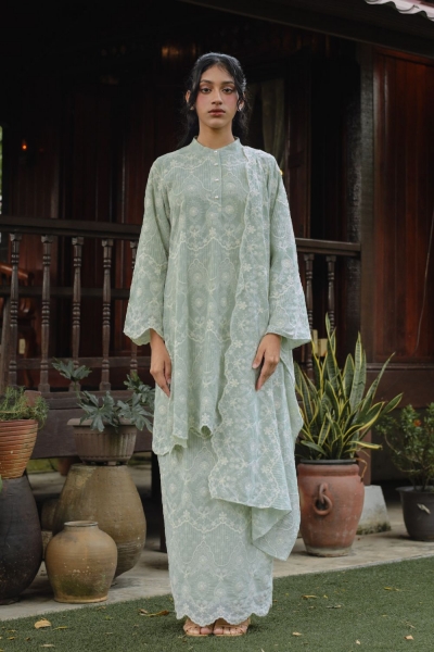 NYAWA KURUNG - SAGE GREEN